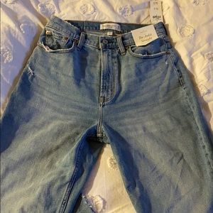 A&F Curve Love Ankle Straight Jeans SZ 29